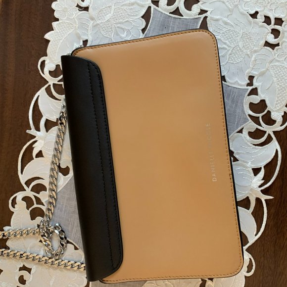 New Tan and Black Leather Shoulder Bag - Picture 2 of 8